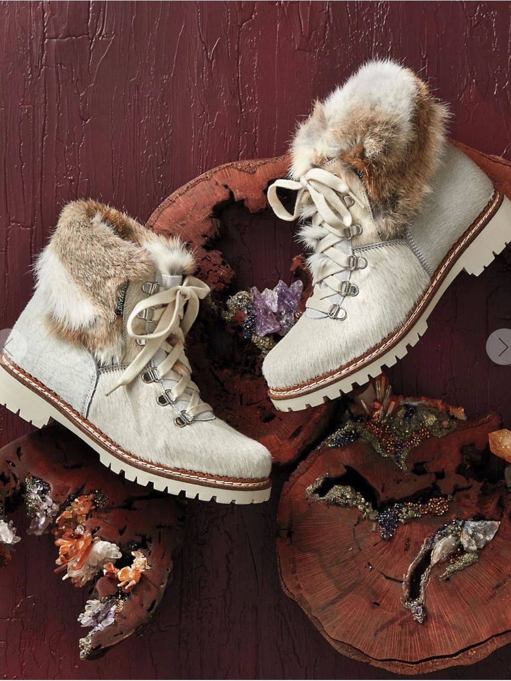Overland - Women's Forest Wool-Lined Calfskin Boots Faux-Fur Trim Lace-Up, 42